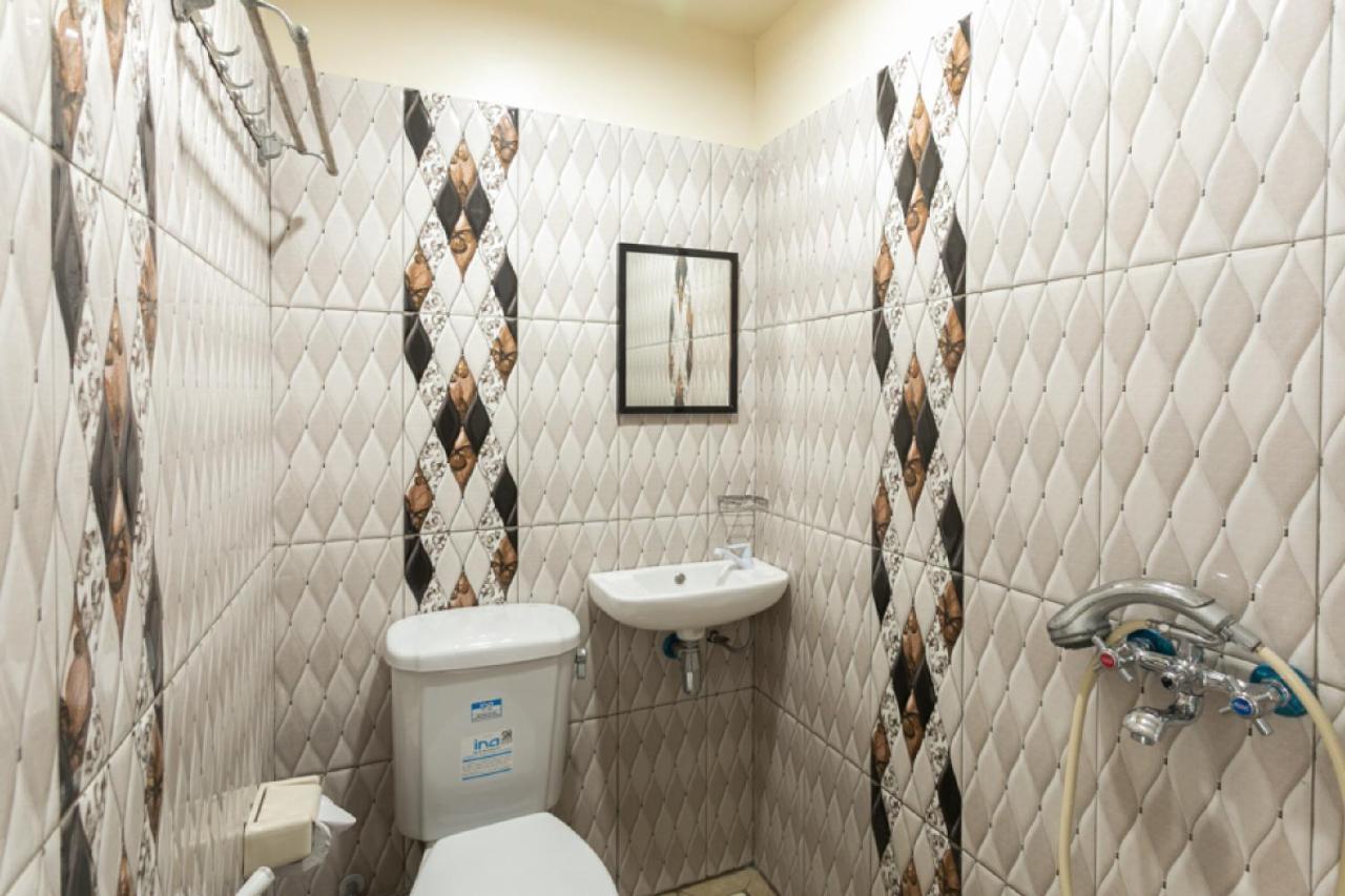 Reddoorz Syariah Near Stadion Manahan Solo 2 Екстериор снимка